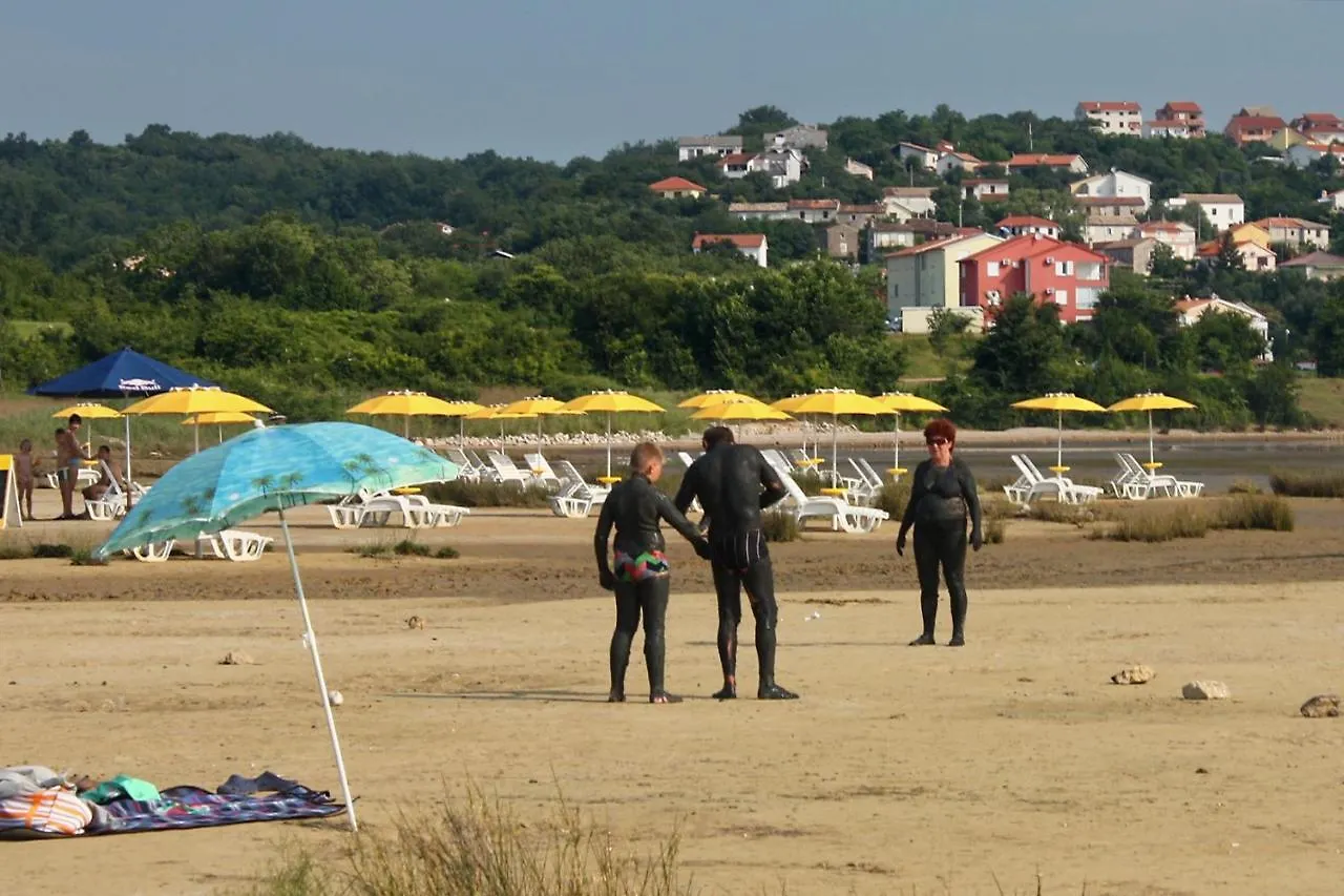 Apartments By The Sea Soline, Krk - 19324 Dobrinj