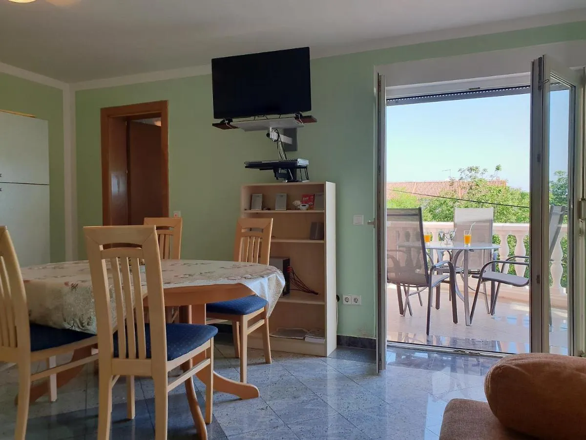Apartments By The Sea Soline, Krk - 19324 Dobrinj